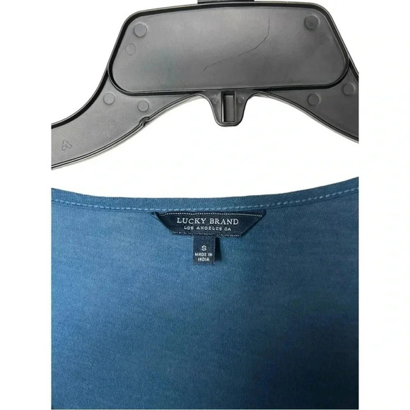 1675. LUCKY BRAND LONG SLEEVE V NECK TOP SZ SMALL FRINGES ON SLEEVES BLUE COLOR - Picture 5 of 9